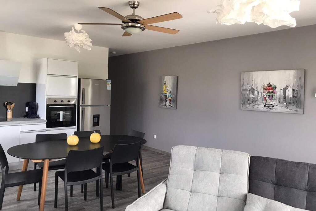 Appartement Ti-punch T3 climatisé Manapany les bains Extérieur photo